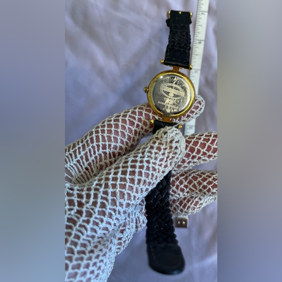 Fossil Vintage & Rare Gold-Tone Women’s Watch - Picture 8 of 13